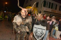 Krönender Nachtumzug